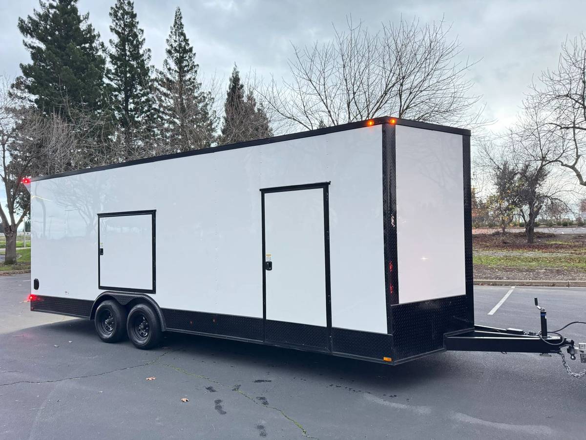 2026 24 foot enclosed car hauler, photo 2