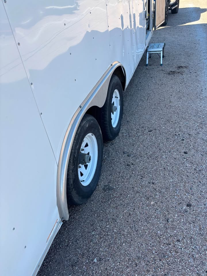 2016 Hawkline 24 ft Enclosed Car Trailer, photo 4