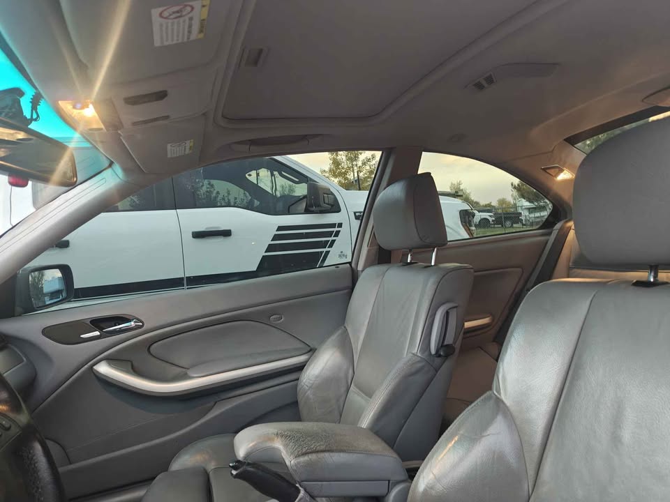 2004 BMW 330Ci coupe, 6-speed manual, 127k miles, photo 7