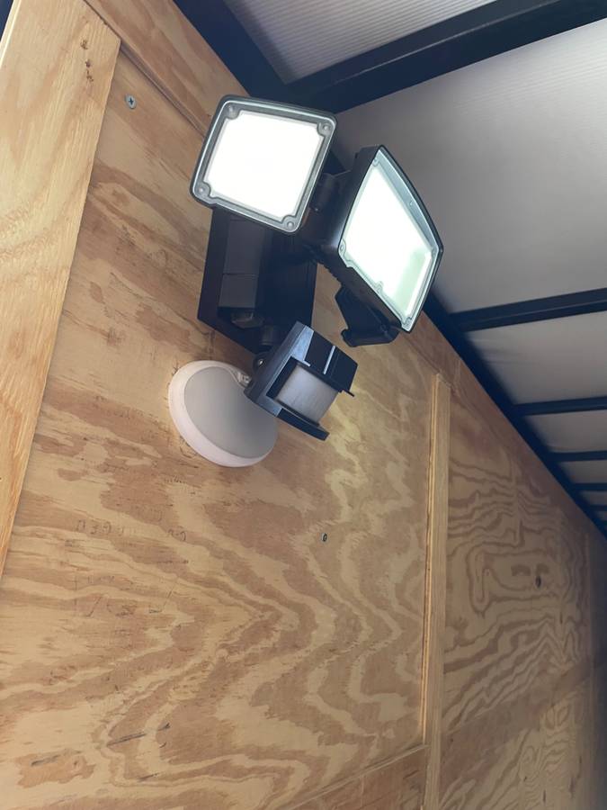 24’ enclosed, photo 4