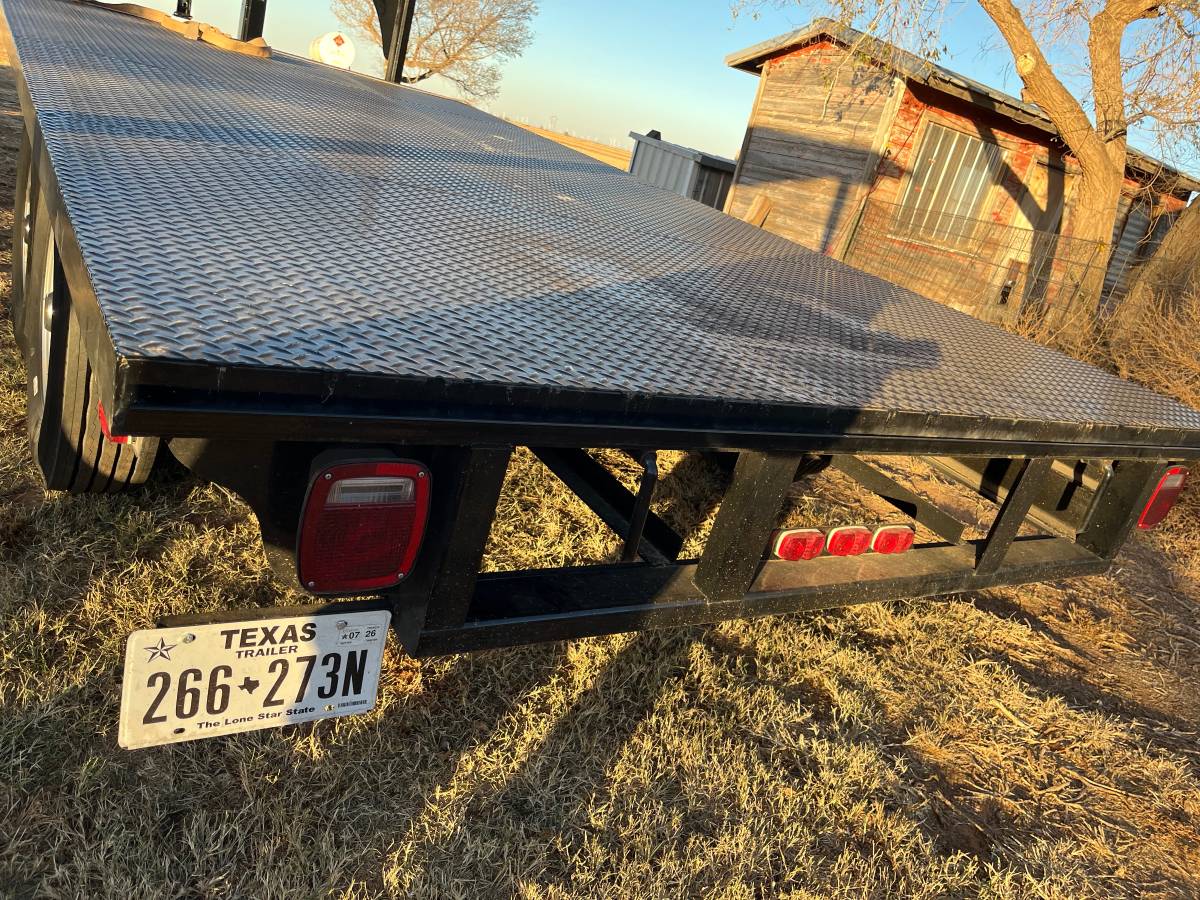 24’ Gooseneck Car Hauler, photo 2
