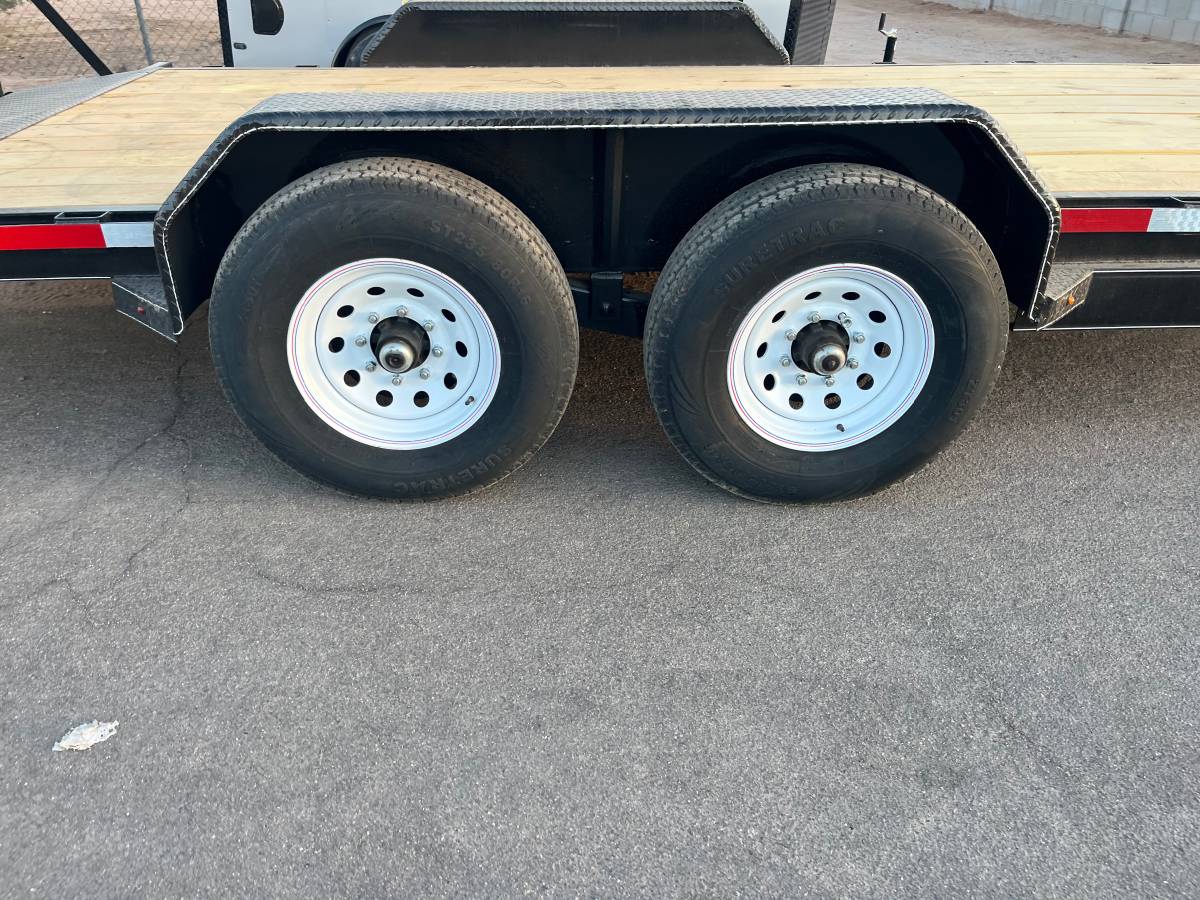 2026 trailer equipment/ car hauler trailer 7’x 18’, photo 6