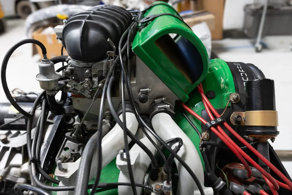 Porsche 911SC Type 930/04 3.0L Engine and 5-Speed Transaxle, photo 4