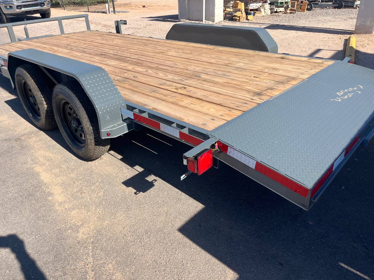 2026 car hauler trailer 7’x18’, photo 2