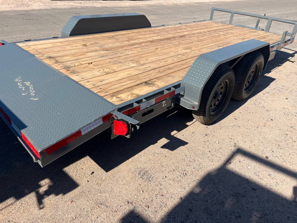 2026 car hauler trailer 7’x18’, photo 3
