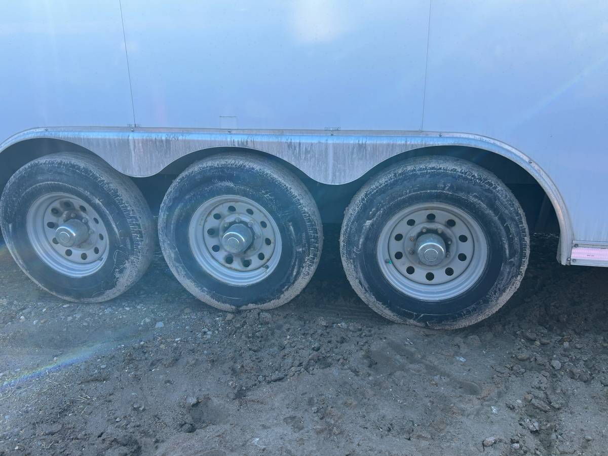 48' Forest River AutoMaster SS Enclosed, photo 2