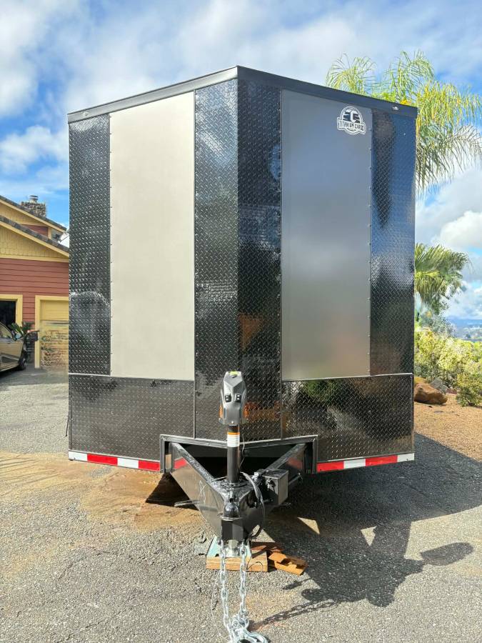 Custom 28 ft Commercial Build Car Hauler trailer + escape door, photo 3