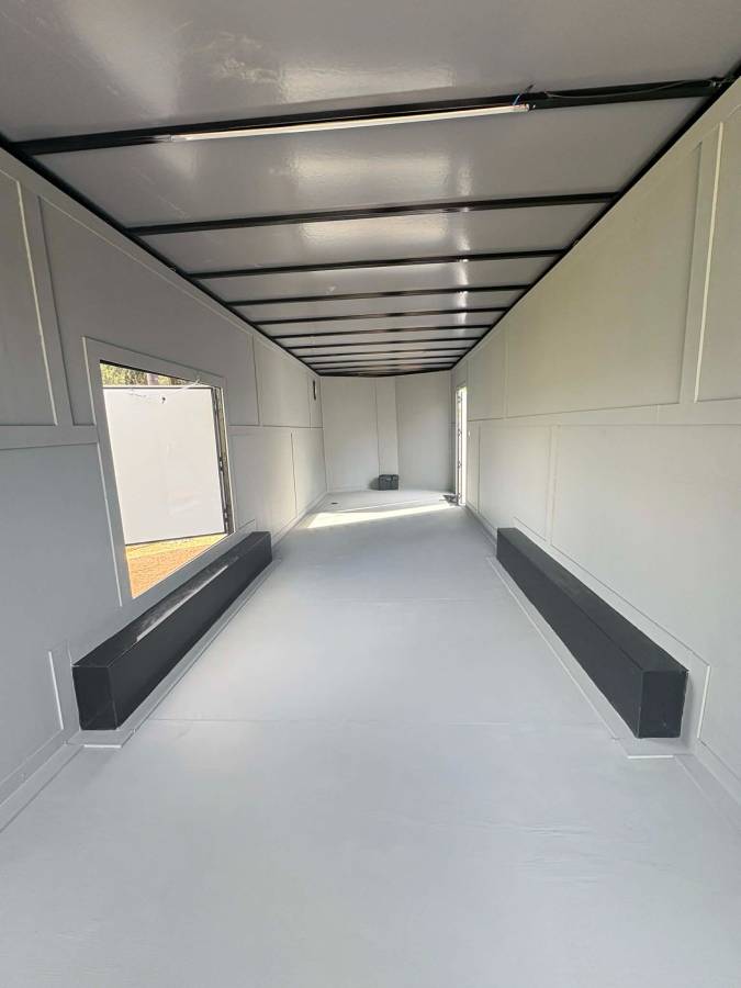 Custom 28 ft Commercial Build Car Hauler trailer + escape door, photo 9
