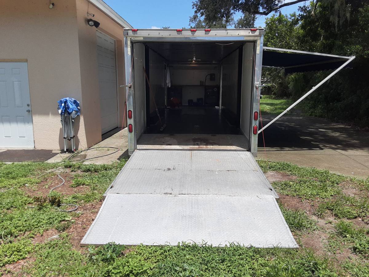 Pace American Shadow GT 30' x 8.5' Race Hauler !, photo 4