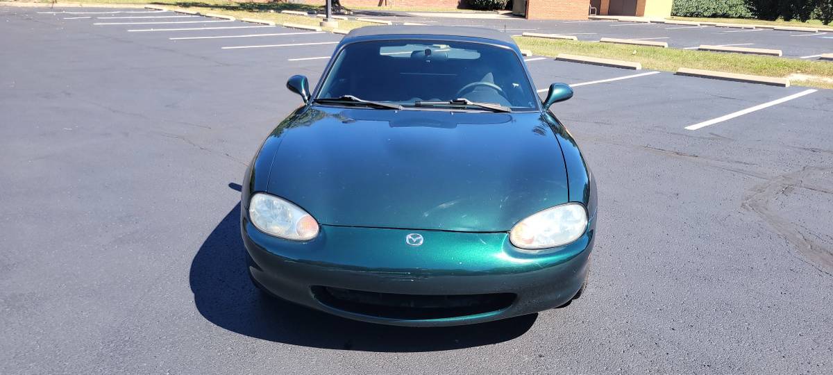 1999 Mazda Miata, photo 2