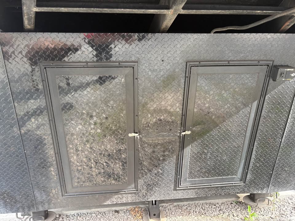 2021 continental cargo, photo 4