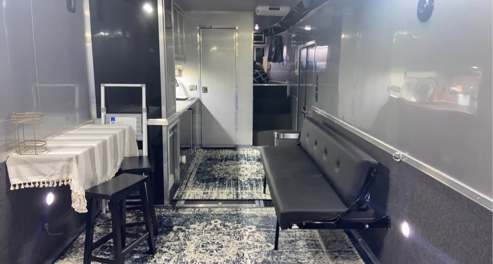 2021 continental cargo, photo 8