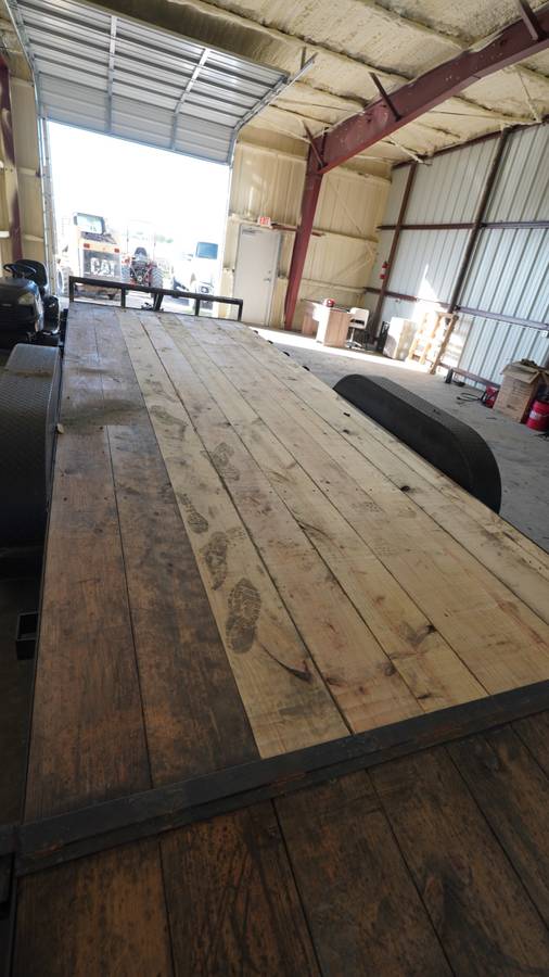 2021 20 foot car hauler, photo 9