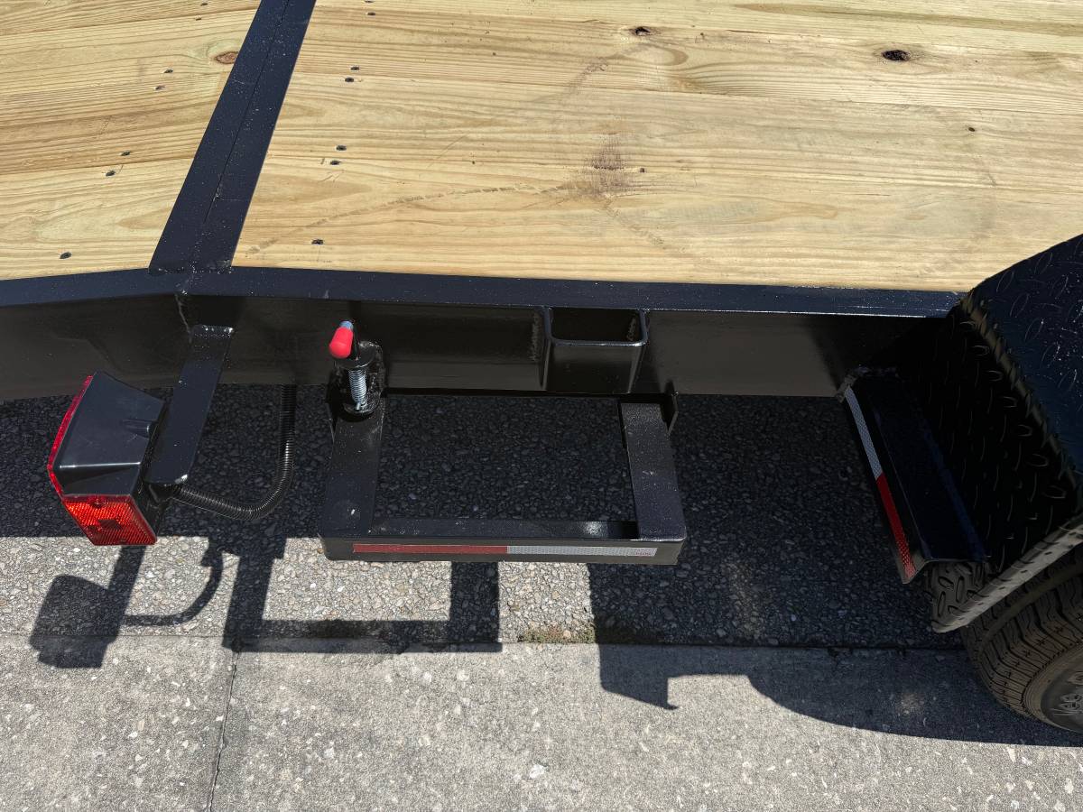 2027 7x18’ Worldwide Car Tailer 10,000 GVWR, photo 4