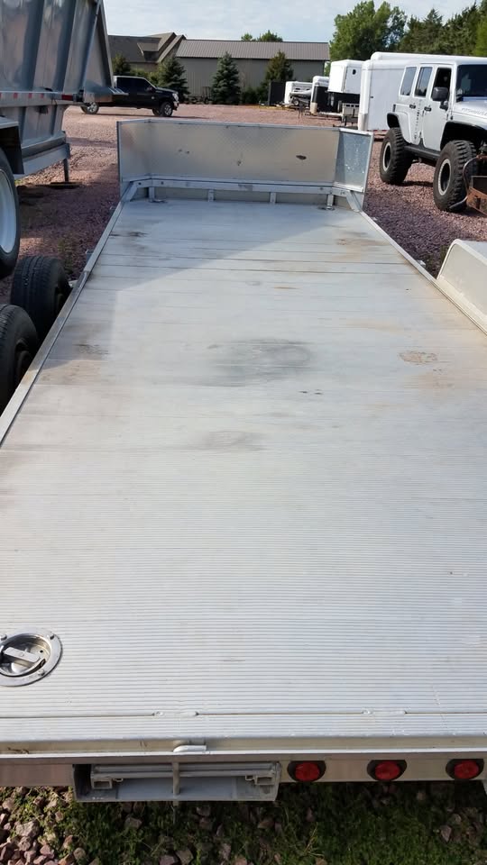 2008 Aluma car hauler, photo 2