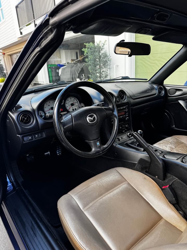 2003 Mazda Miata, 5-speed, clean title, just passed smog, photo 5