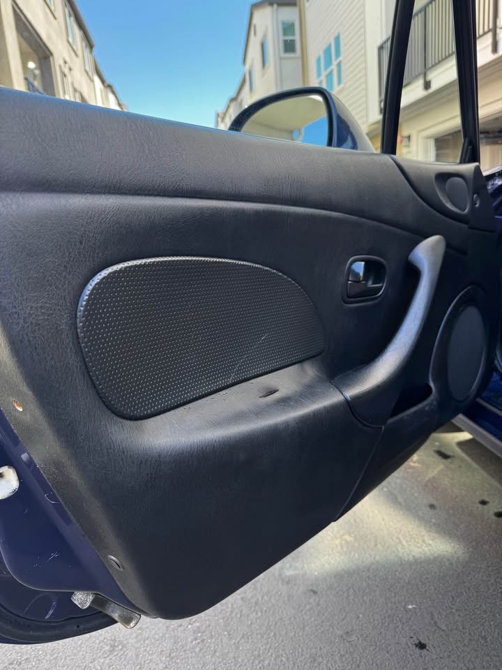 2003 Mazda Miata, 5-speed, clean title, just passed smog, photo 7