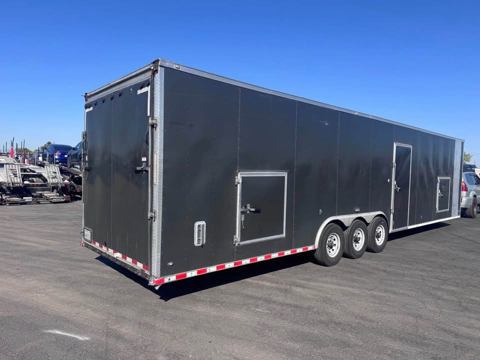 2021 Freedom Enclosed 2 car trailer (36ft), photo 4