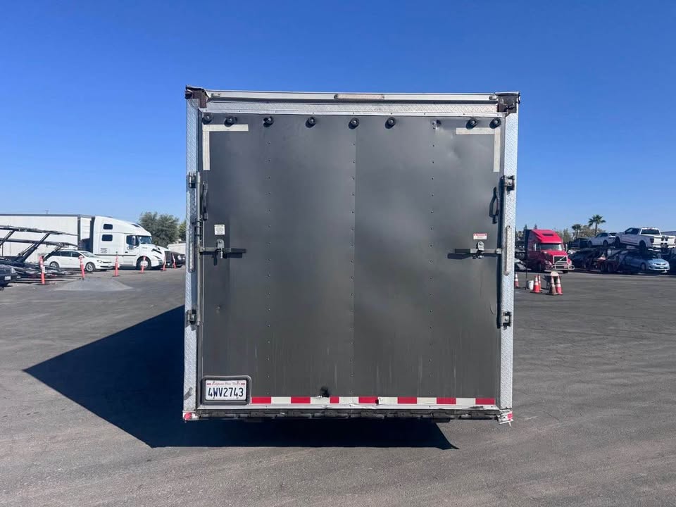 2021 Freedom Enclosed 2 car trailer (36ft), photo 5