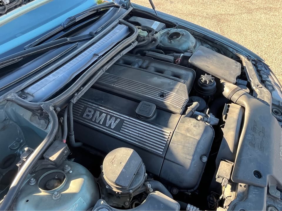 2001 BMW 330Ci coupe, automatic, runs great, clean CA title, photo 18