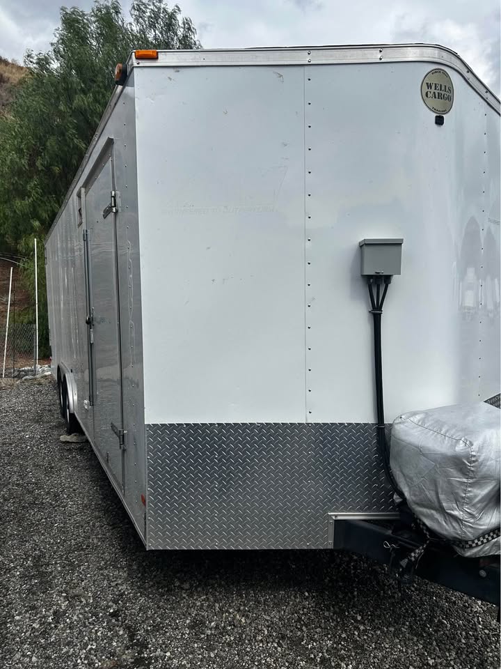 2015 Wells Cargo 24 ft FastTrack enclosed race trailer, photo 2