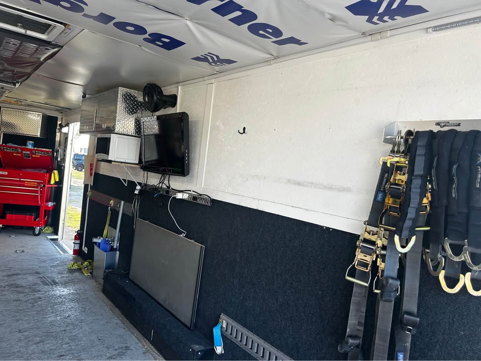 2015 Wells Cargo 24 ft FastTrack enclosed race trailer, photo 8