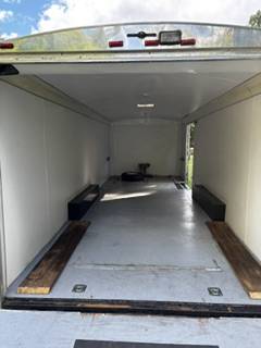 2010 Hallmark Car Hauler enclosed 24 ft, photo 4