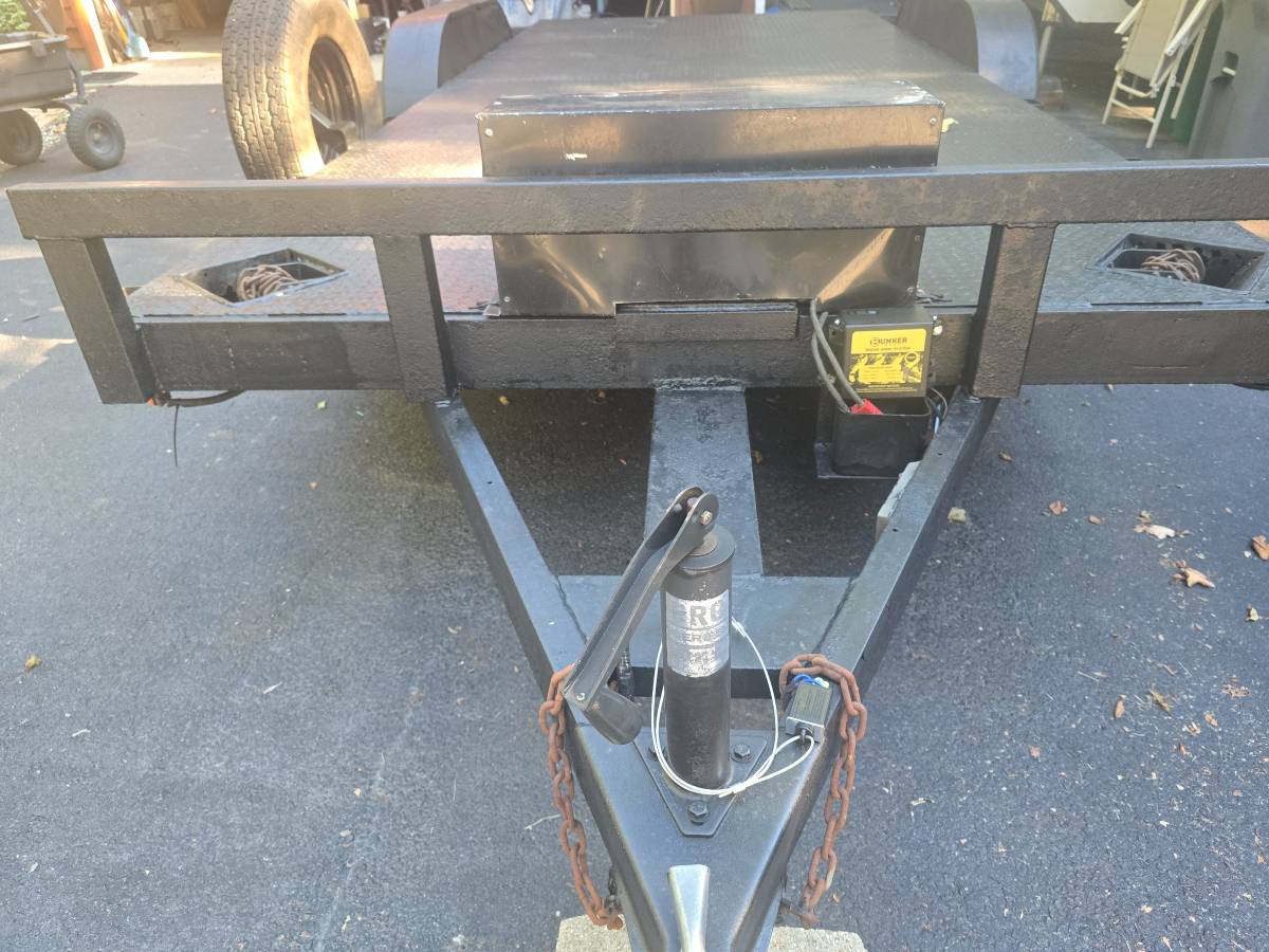 2005 RWH Tandem Car Hauler Trailer, photo 2