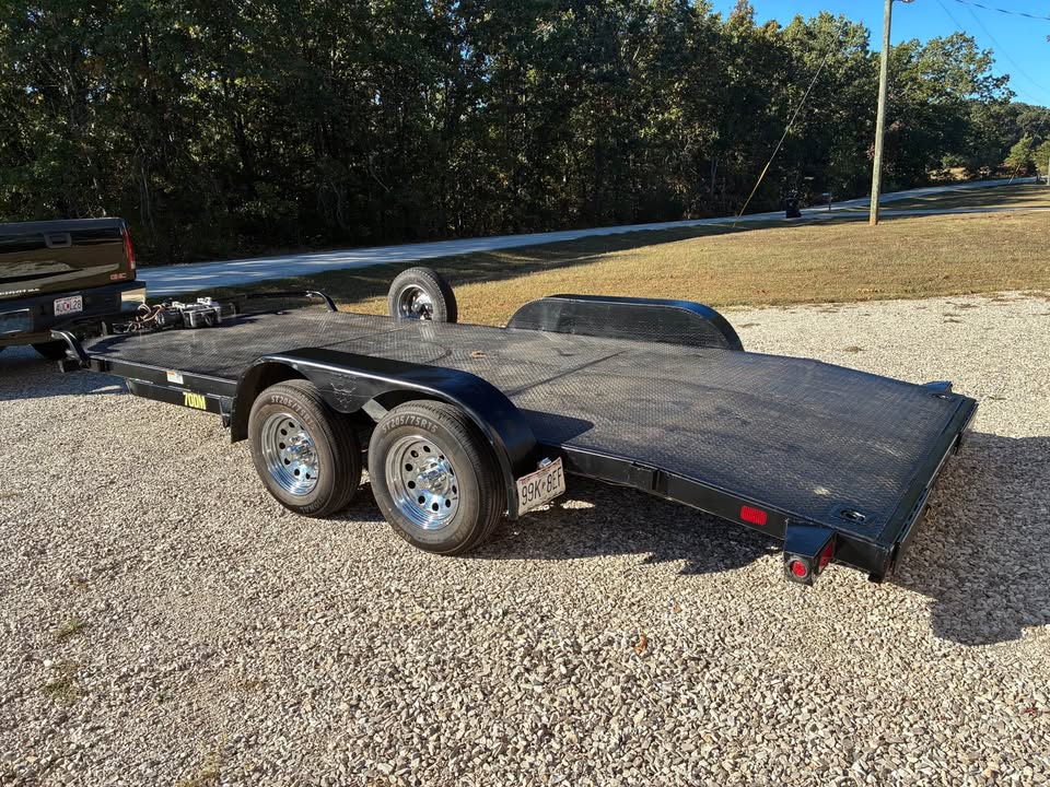 2016 Big Tex all steel 18’ car hauler rear slide out ramps, photo 2