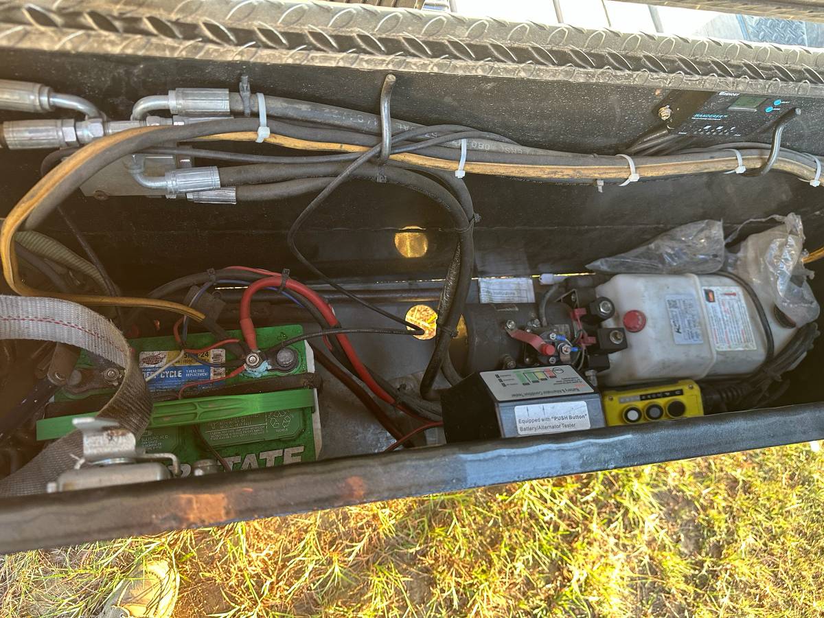 32’ gooseneck car trailer, photo 7
