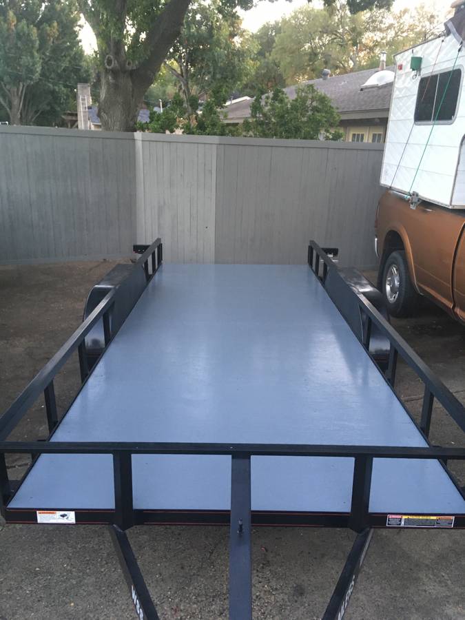 Like New 2024 16-Foot Angle-Rail-Top Flatbed Trailer, photo 2