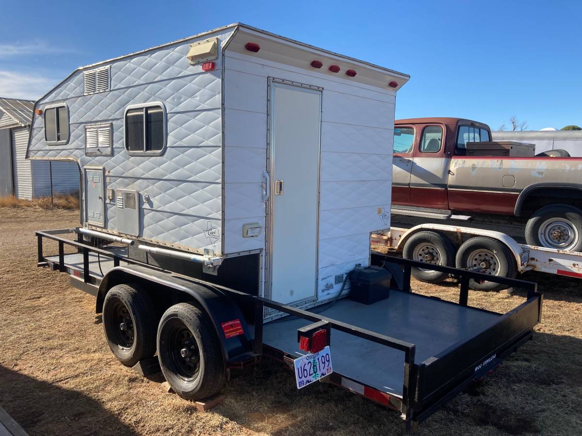 Like New 2024 16-Foot Angle-Rail-Top Flatbed Trailer, photo 7