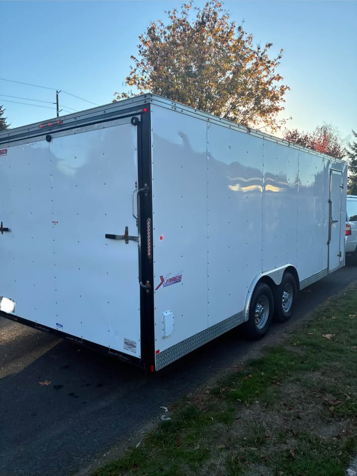 2019 8.5x20 enclosed cargo car hauler, 10K GVWR, photo 3