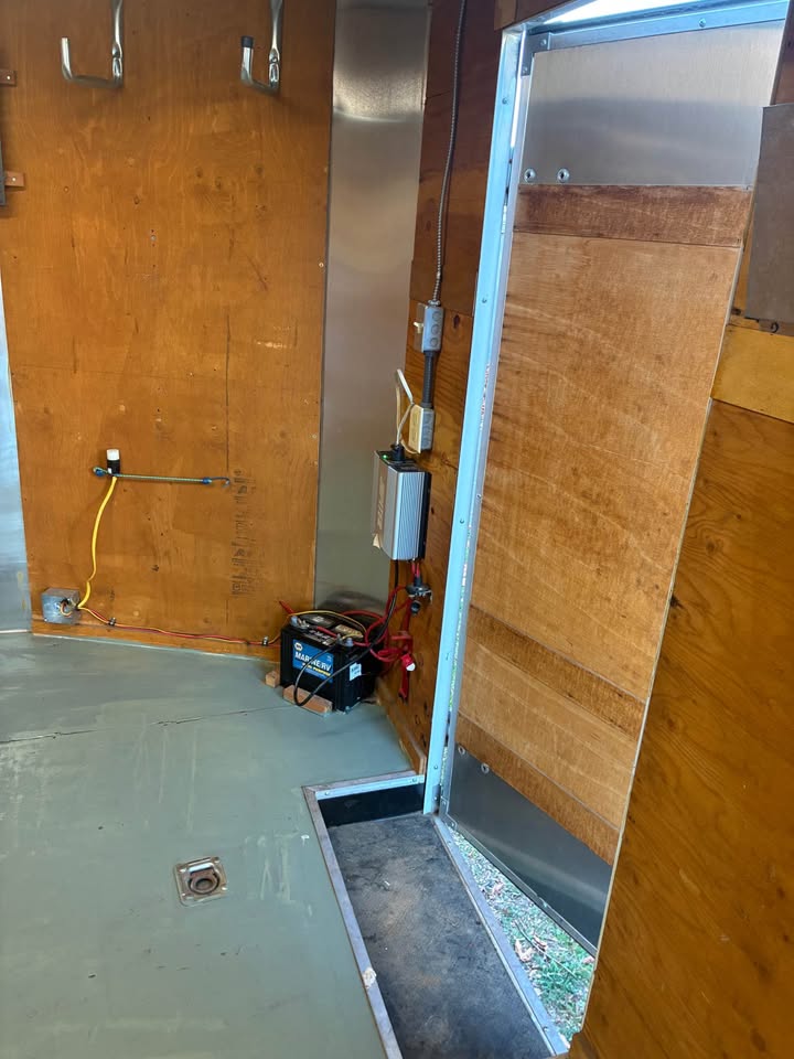 2019 8.5x20 enclosed cargo car hauler, 10K GVWR, photo 13