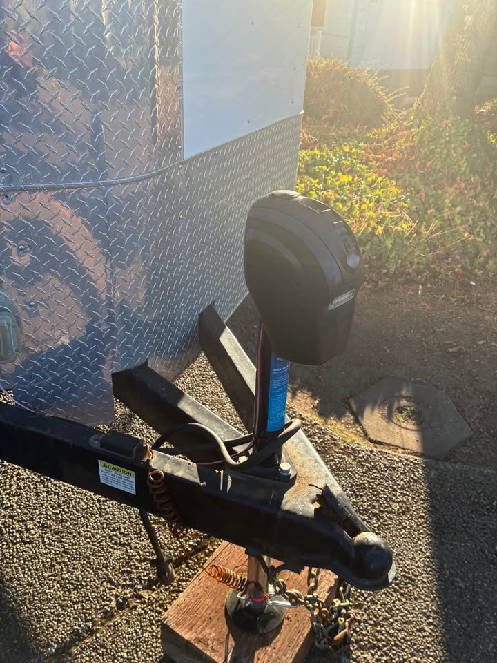 2019 8.5x20 enclosed cargo car hauler, 10K GVWR, photo 18