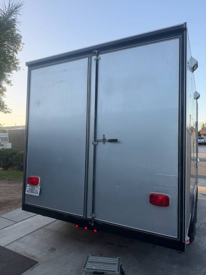 16 x 8 ENCLOSED TRAILER, photo 5