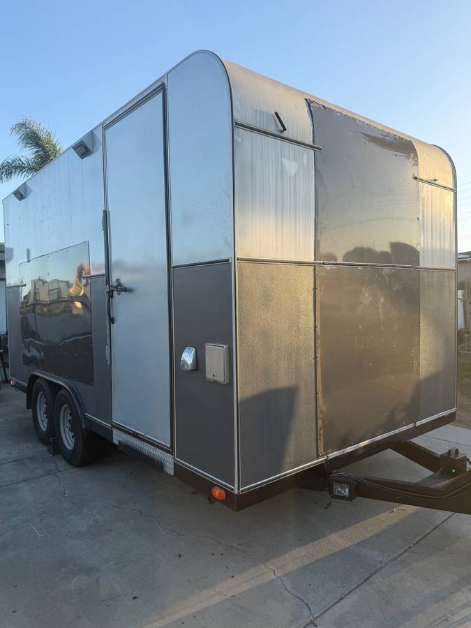 16 x 8 ENCLOSED TRAILER, photo 11