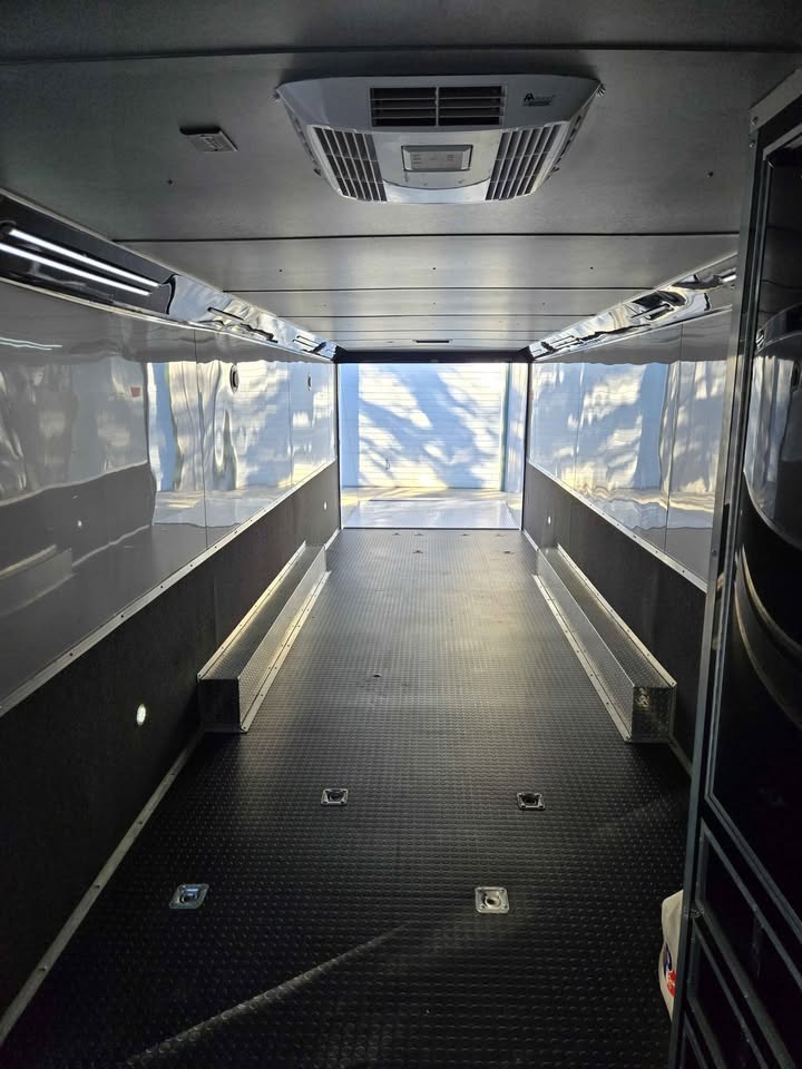 2019 Continental cargo race trailer, photo 11