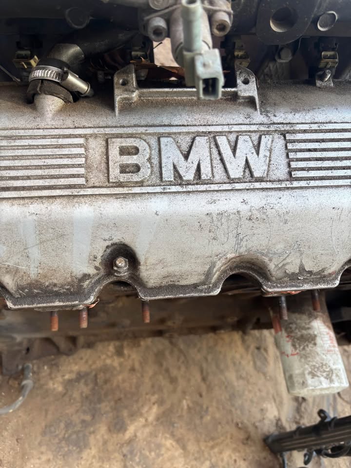 1986 BMW E30 325e 2.7L Complete Engine, photo 5