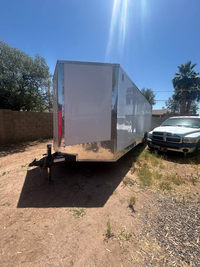 8.5 x 28ft Enclosed Trailer Car hauler, photo 3