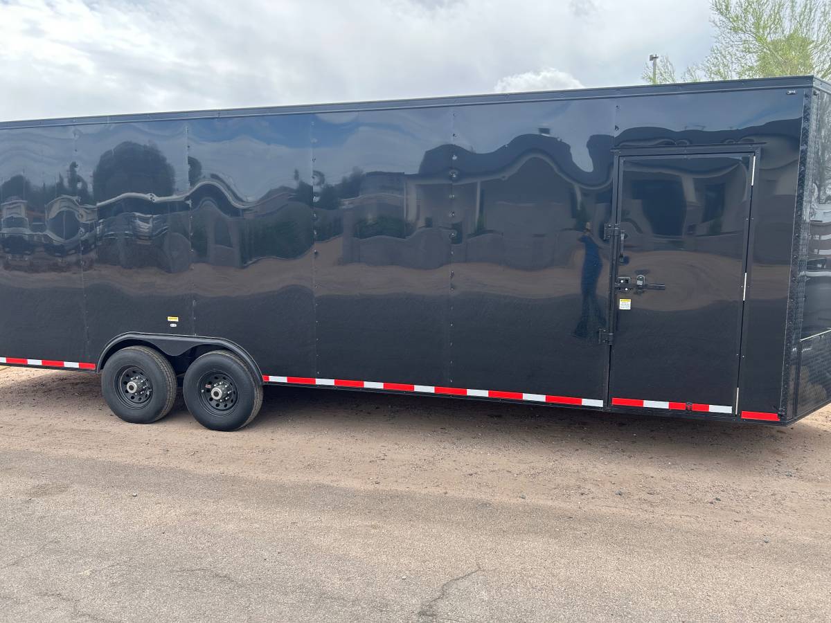 8.5 x 28ft Enclosed Trailer Car hauler, photo 7