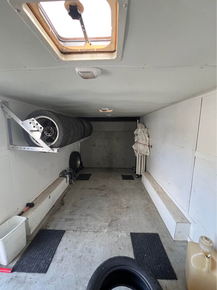 2014 18' V-Nose Enclosed Race Trailer / Car Hauler — Insulated, Tire Racks, New Tires, photo 7