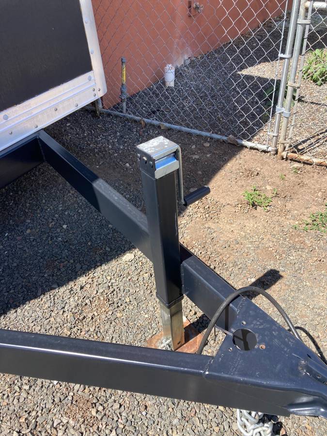24’x8’ Enclosed trailer, photo 5