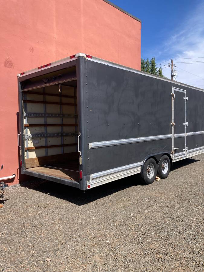 24’x8’ Enclosed trailer, photo 7