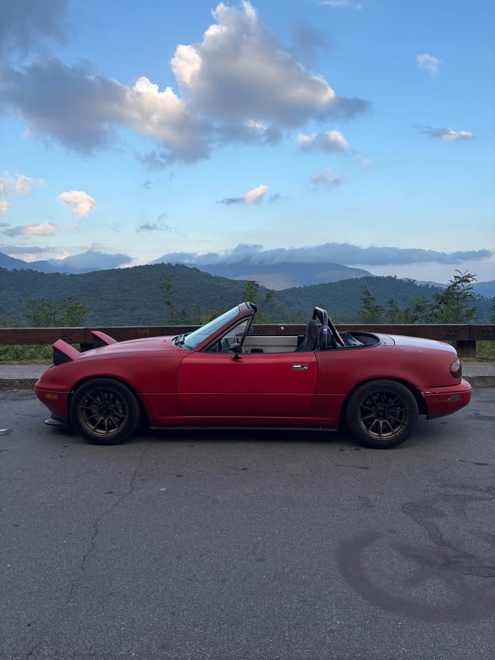 1993 Mazda Miata with NB 1.8 swap, roll bar and track mods, photo 4
