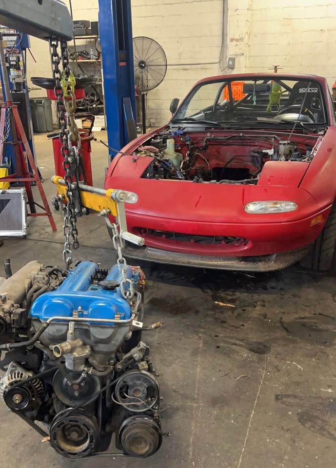 1993 Mazda Miata with NB 1.8 swap, roll bar and track mods, photo 15