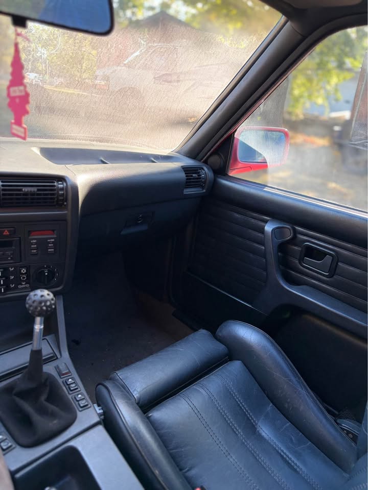 1991 BMW 325i sedan, M52 swap, needs a fuel tank, photo 8