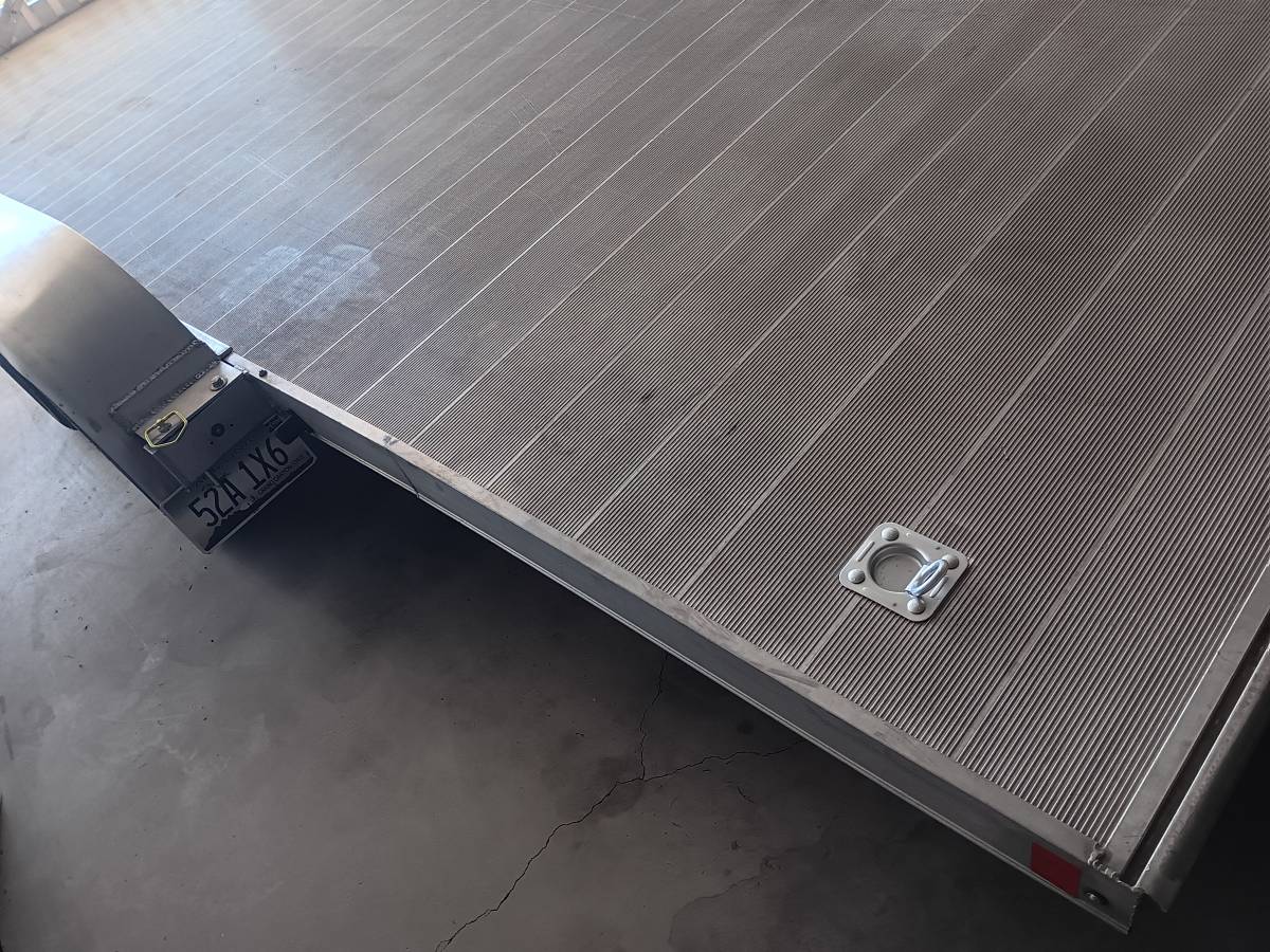2022 Aluminum 20' ALCOM Car Trailer Ready to Roll 20' Bed, photo 3