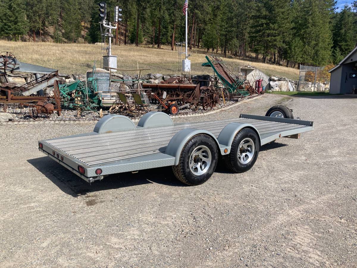 2003 Custom Made Car Hauler/Flatbed Trailer, photo 2
