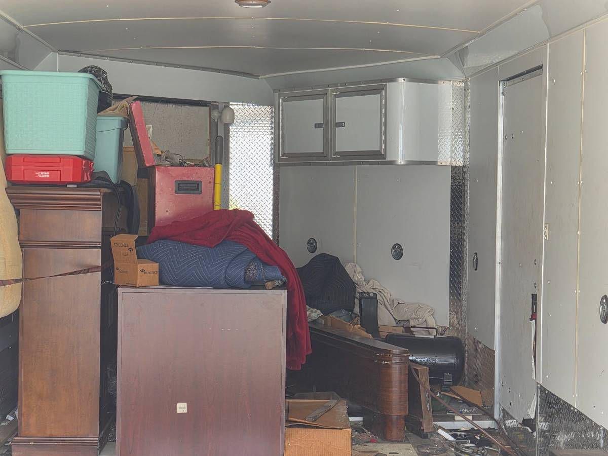 28' Trailer Enclosed, photo 3